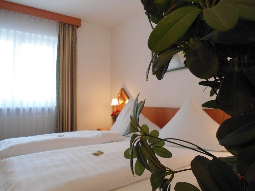 Hotel Hutzenthaler Bruckberg Ngoại thất bức ảnh