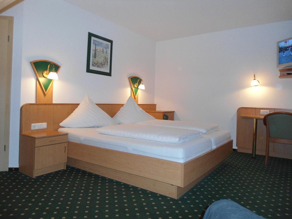 Hotel Hutzenthaler Bruckberg Phòng bức ảnh